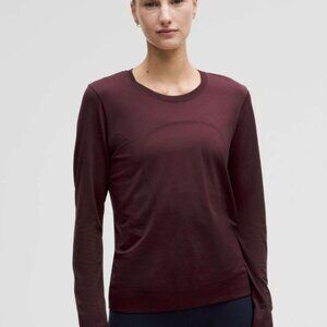 Lululemon Swiftly Relaxed Long-Sleeve Shirt Hip Length in Burgundy size 6